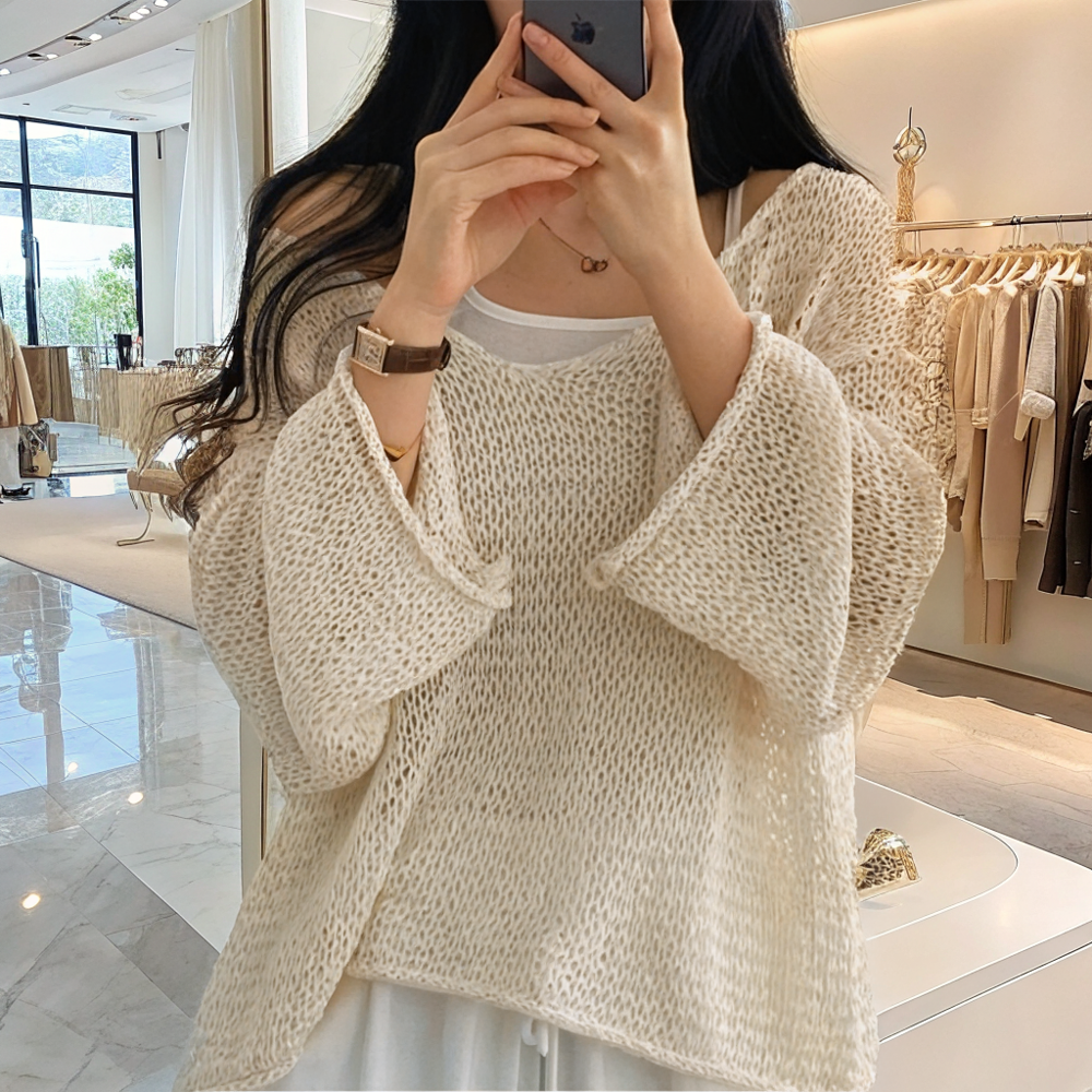 Off-Shoulder Long Sleeve Blouse